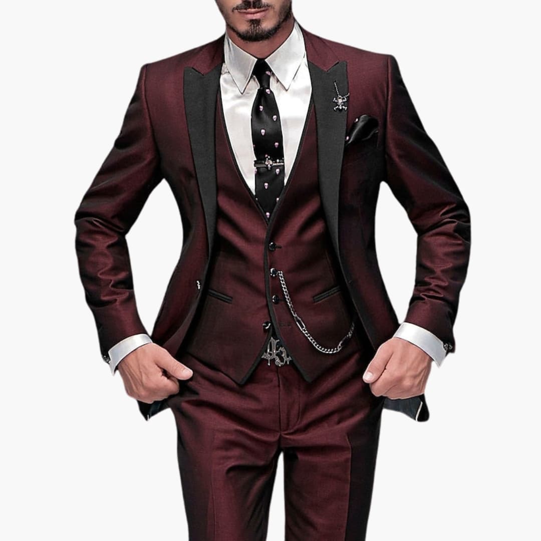 Stefano | Men’s Three-Piece Suit with Lapels and Fastening