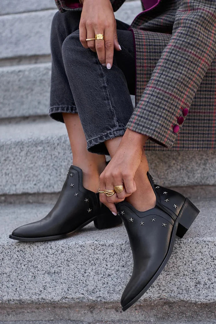Alaia | Black Leather Ankle Boots with Block Heel