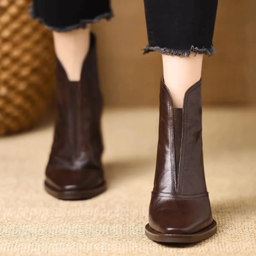 Eira | Heeled Leather Ankle Boots with Block Heel and V-Cut Front