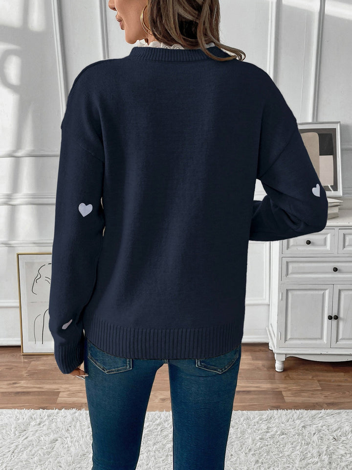 Maya | Knit Sweater with Heart Print and V-Neckline