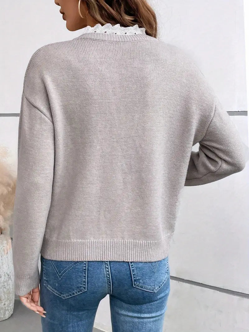 Carmen | Knit Sweater with V-Neckline and Lace Trim Detail