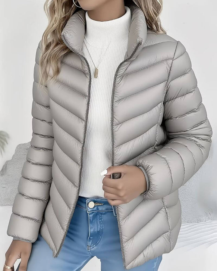 Leslie | Lightweight Puffer Jacket with Zip Closure