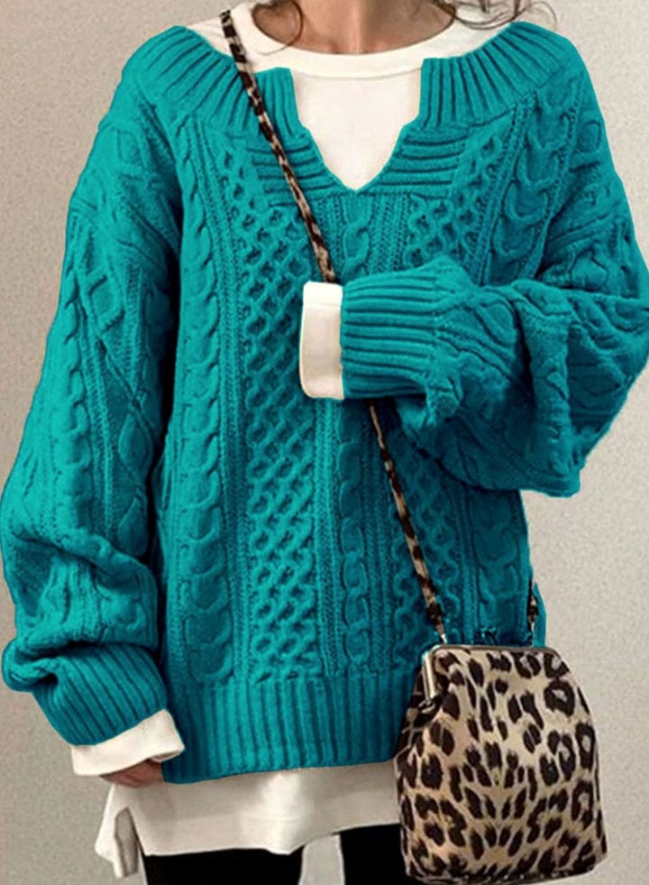 Livia | Oversized V-Neck Cable Knit Sweater