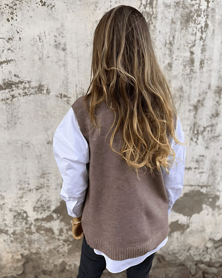 Chelsea | Relaxed Knit Sweater Vest with Deep V-Neckline