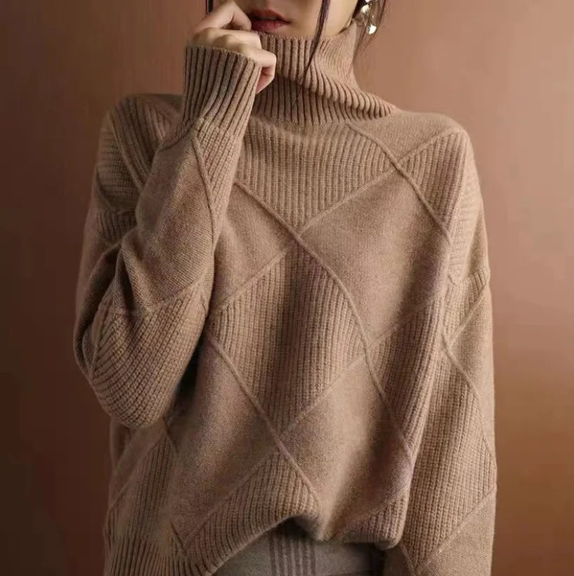 Natasha | Relaxed Turtleneck Knit Sweater
