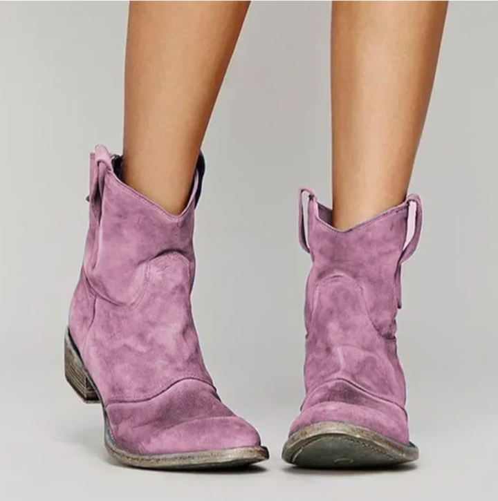 Evie | Elegant suede cowboy boots for a stylish look