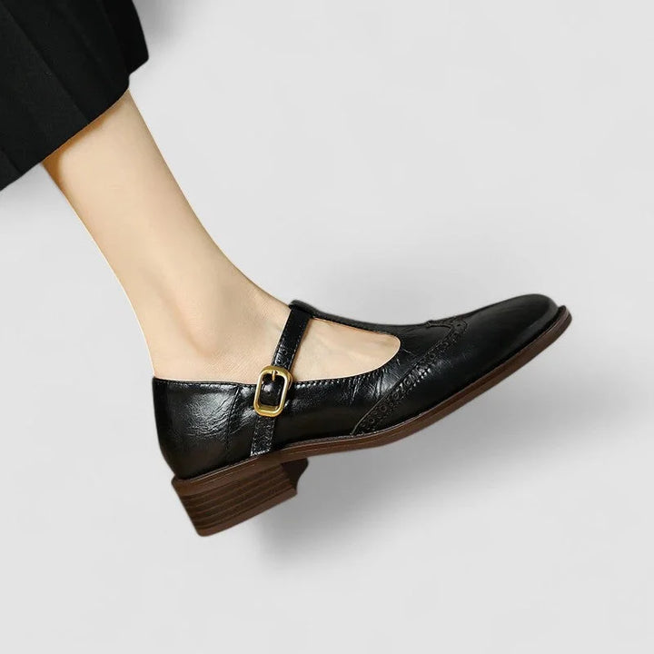 Nina | Women's leather Mary-Jane shoes with T-strap buckle